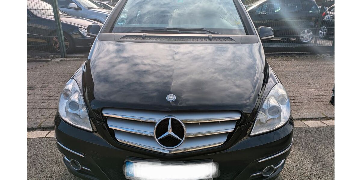 Mercedes-Benz B 200 180.000 km 4.499 &euro; Essen 45359