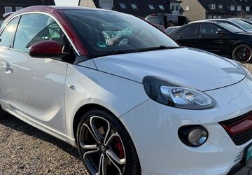 Opel Adam 94.000 km 7.500 &euro; Essen 45355