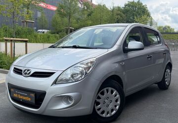 Hyundai i20 90.824 km 5.500 &euro; Essen 45145