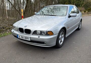 BMW 520 143.161 km 5.900 &euro; Wuppertal 42349