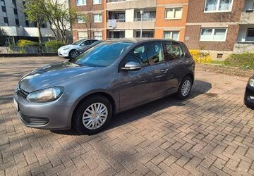VW Golf 256.149 km 4.800 &euro; Oberhausen 46045