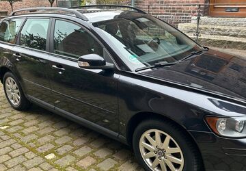 Volvo V50 146.000 km 5.950 &euro; Bottrop 46242
