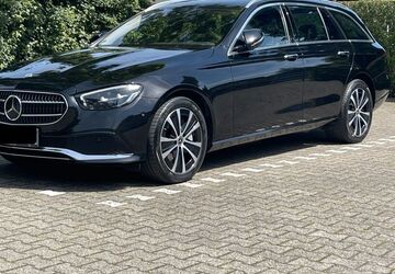 Mercedes-Benz E 300 152.000 km 25.999 &euro; Essen 45326