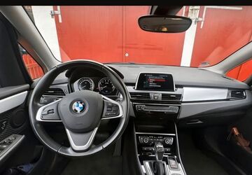 BMW 225 Active Tourer 90.000 km 16.000 &euro; Oberhausen 46117