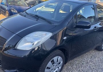 Toyota Yaris 49.000 km 4.999 &euro; Essen 45355
