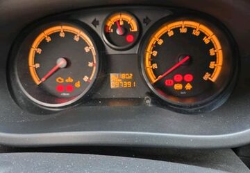 Opel Corsa 98.000 km 2.900 &euro; Essen 45138