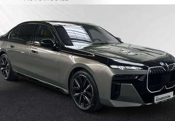 BMW 740 7.430 km 113.741 &euro; Moers 47441