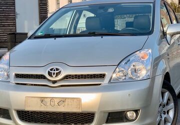 Toyota Corolla Verso 135.783 km 5.000 &euro; Gelsenkirchen 45884