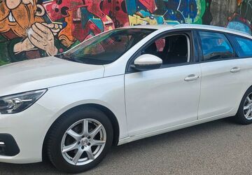 Peugeot 308 237.961 km 4.950 &euro; Essen 45356