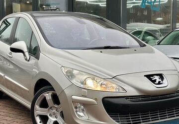 Peugeot 308 120.000 km 7.490 &euro; Oberhausen 46049