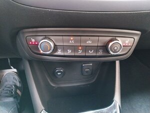 Opel Crossland X EnjoyTech&Komfort Paket Design Räder 11.362 km 18.980 &euro; HAAN 42781