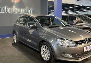 VW Polo 15.800 km 12.299 &euro; Oberhausen 46045