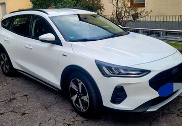 Ford Focus 83.500 km 15.200 &euro; Essen 45219