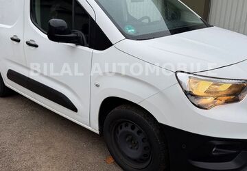 Opel Combo 81.388 km 9.490 &euro; Gelsenkirchen 45889