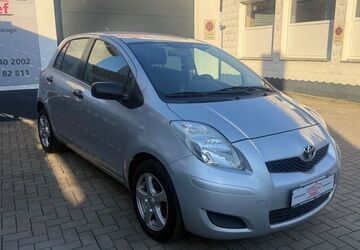 Toyota Yaris 153.593 km 3.990 &euro; Herten 45701