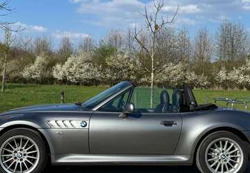 BMW Z3 150.000 km 9.800 &euro; duisburg 47055