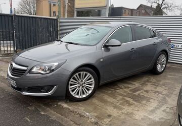 Opel Insignia 148.000 km 9.500 &euro; Duisburg 47226