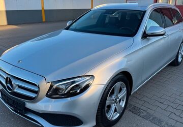 Mercedes-Benz E 200 144.569 km 17.900 &euro; Essen 45356