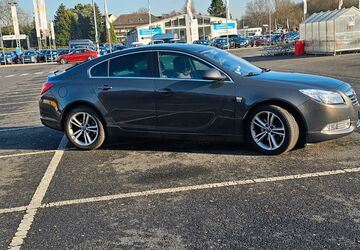 Opel Insignia 109.740 km 8.000 &euro; Bochum 44892