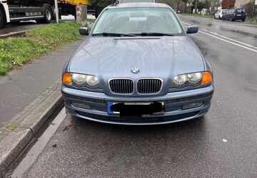 BMW 320 269.000 km 2.100 &euro; Bochum 44892