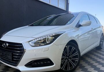 Hyundai i40 124.300 km 13.800 &euro; Duisburg 47259