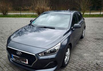 Hyundai i30 116.000 km 12.299 &euro; Oberhausen 46145