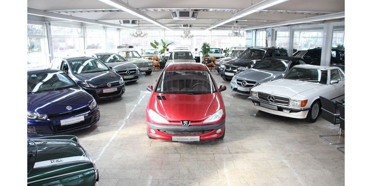 Peugeot 206 144.000 km 2.990 &euro; Essen 45356