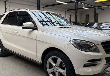 Mercedes-Benz ML 250 165.000 km 15.870 &euro; Velbert 42551