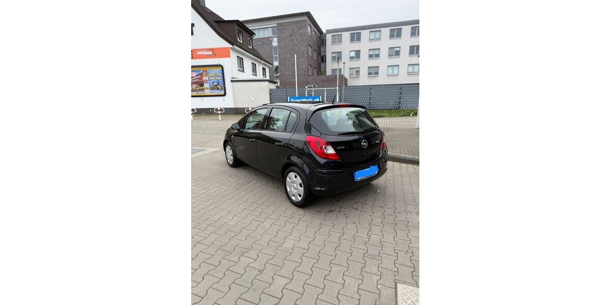 Opel Corsa 37.000 km 6.590 &euro; Bottrop 46238