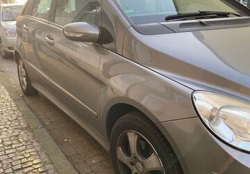 Mercedes-Benz B 180 295.000 km 3.000 &euro; Essen 45143