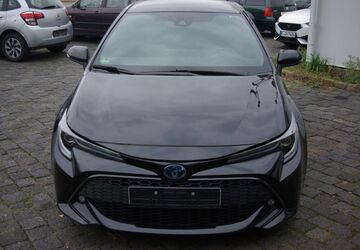 Toyota Corolla 99.600 km 17.500 &euro; Bottrop 46242