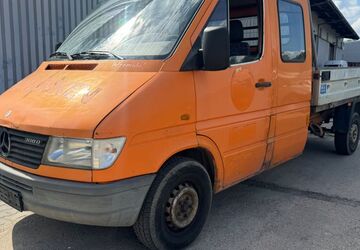 Mercedes-Benz Sprinter 275.000 km 2.999 &euro; Essen 45356