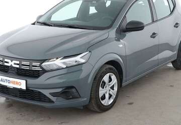 Dacia Sandero 4.453 km 12.890 &euro; Essen 45141