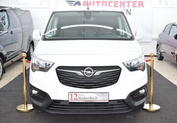 Opel Combo 118.000 km 11.899 &euro; Oberhausen 46049
