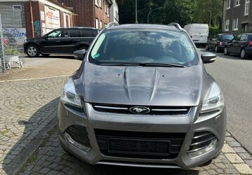 Ford Kuga 173.000 km 8.799 &euro; Gelsenkirchen 45879