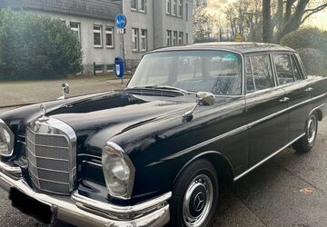 Mercedes-Benz 220 79.500 km 20.000 &euro; Essen 45289
