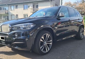 BMW X5 M50 198.000 km 24.300 &euro; Duisburg 47229