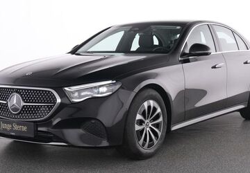 Mercedes-Benz E 220 13.998 km 49.945 &euro; Essen 45309