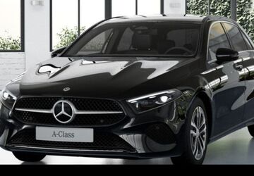 Mercedes-Benz A 180 9.900 km 35.490 &euro; Duisburg 47138