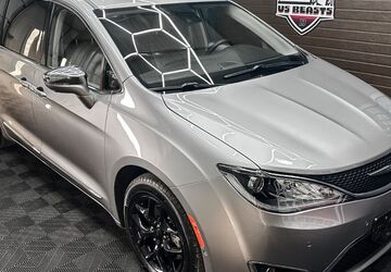 Chrysler Pacifica 61.000 km 27.500 &euro; Bochum 44809