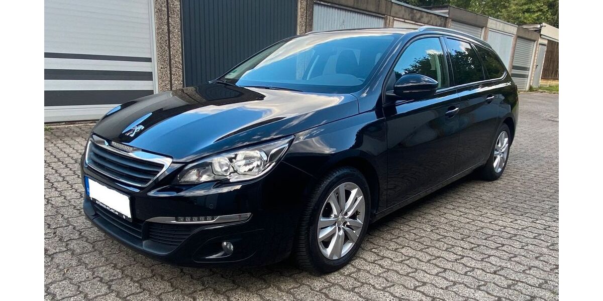 Peugeot 308 135.166 km 6.900 &euro; Essen 45309