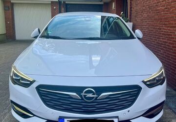 Opel Insignia 83.000 km 12.990 &euro; Oberhausen 46045