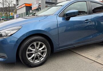 Mazda 2 87.059 km 13.990 &euro; Gelsenkirchen 45899