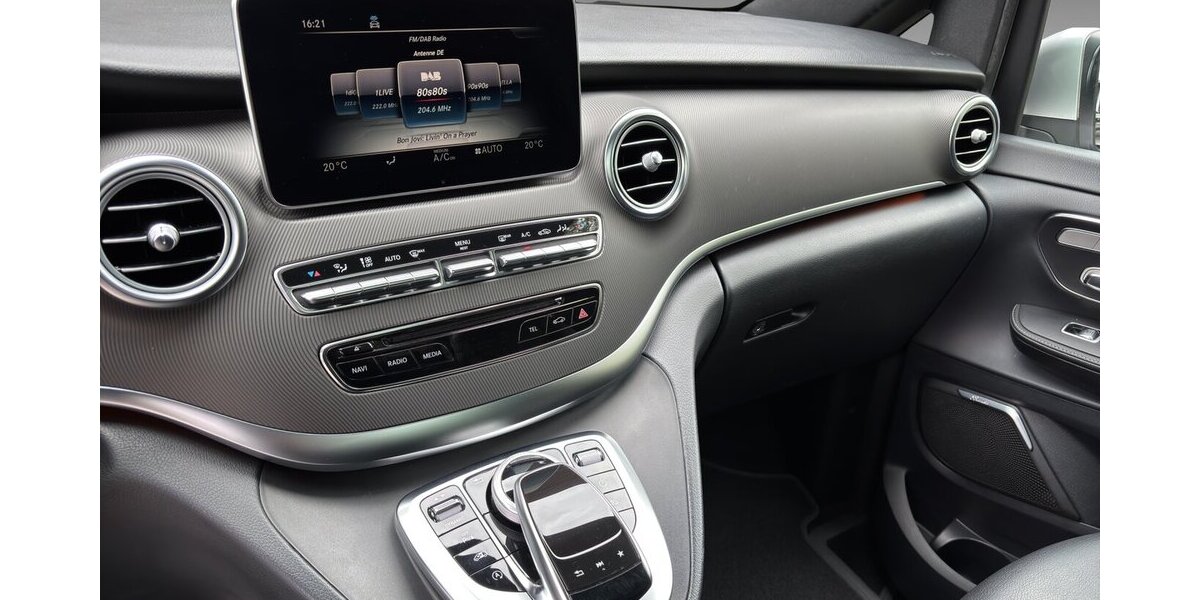 Mercedes-Benz V 250 lang AMG Pano Leder Burm 360° AHK 19´ 129.987 km 46.500 &euro; Wuppertal 42327