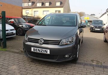 VW Touran 150.000 km 8.850 &euro; Duisburg 47139