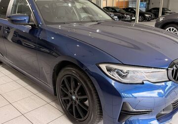 BMW 320 82.624 km 23.099 &euro; Essen 45139