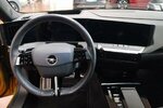 Opel Astra Ultimate Matrix LED 18´´´´ Spurhalteass. Luf 42.521 km 21.740 &euro; HAAN 42781