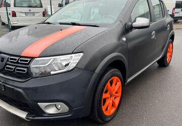 Dacia Sandero 82.000 km 7.400 &euro; Essen 45356