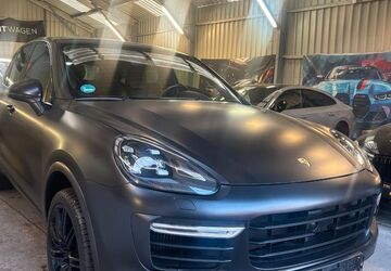 Porsche Cayenne 142.000 km 23.950 &euro; Essen 45139