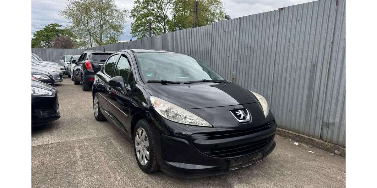 Peugeot 207 130.000 km 2.800 &euro; Essen 45143
